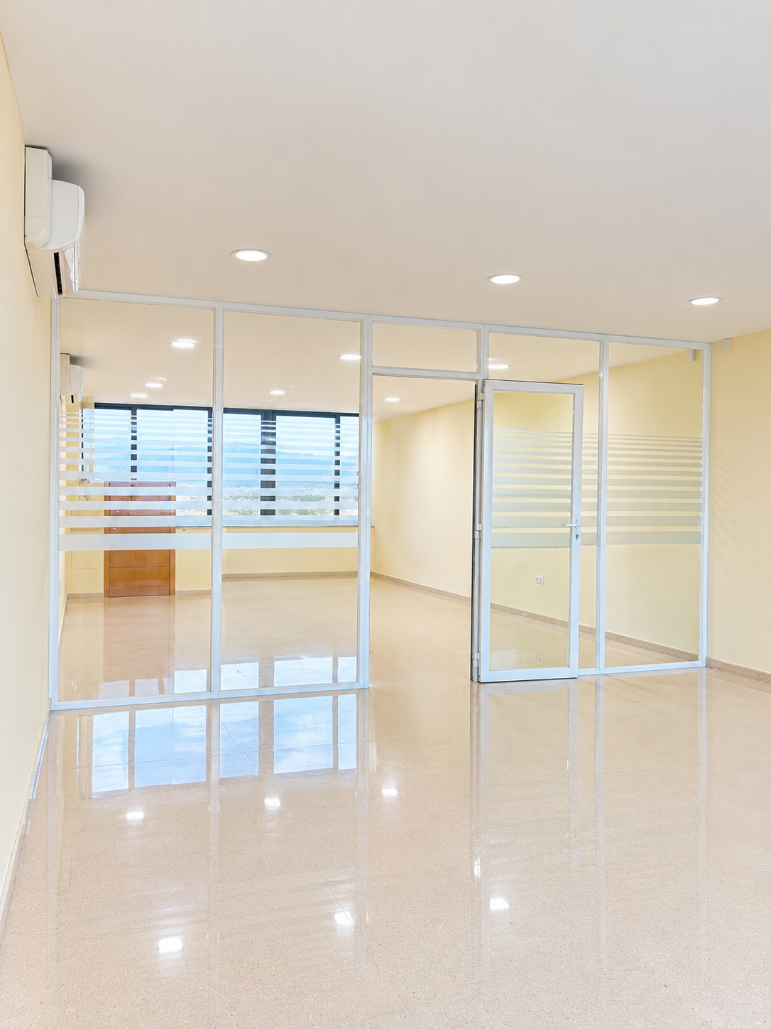 Oficina de 70 m² en alquiler en Alicante